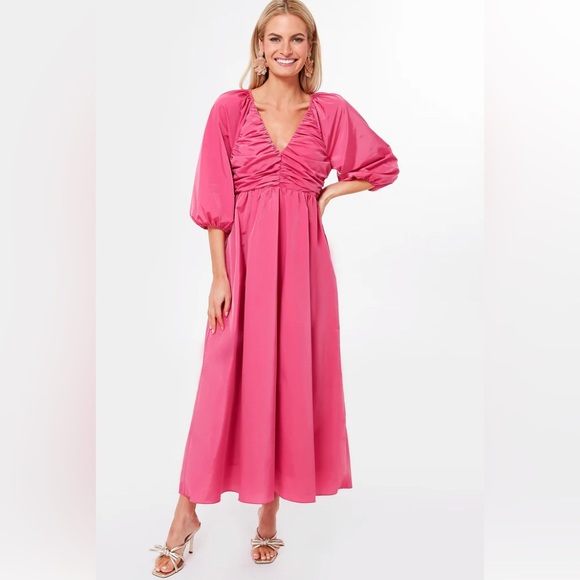 Hyacinth house Dresses Fuchsia Ruched Vneck Gia Maxi Dress By